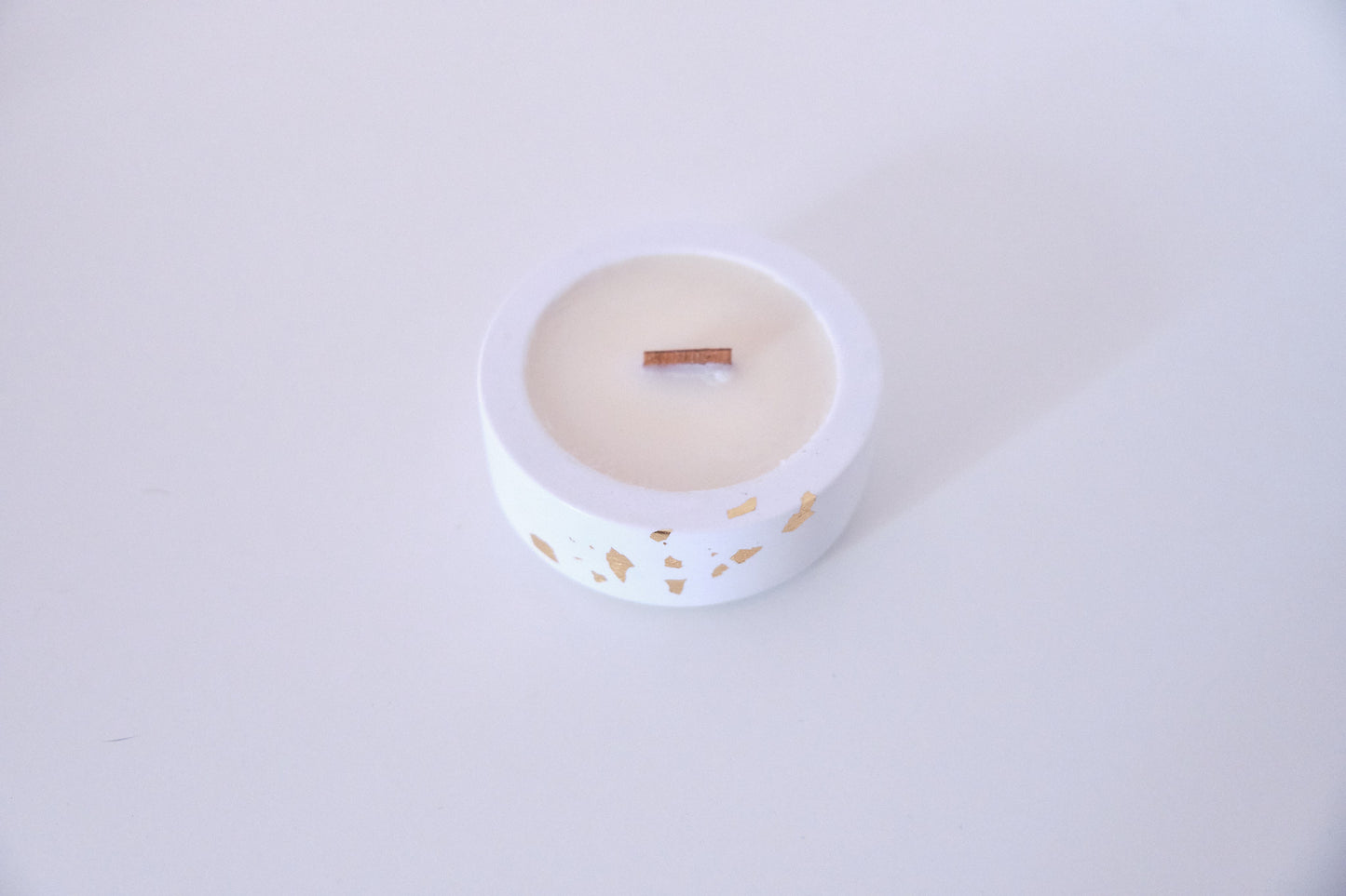 Candela ricaricabile Alba - Foglie oro/argento