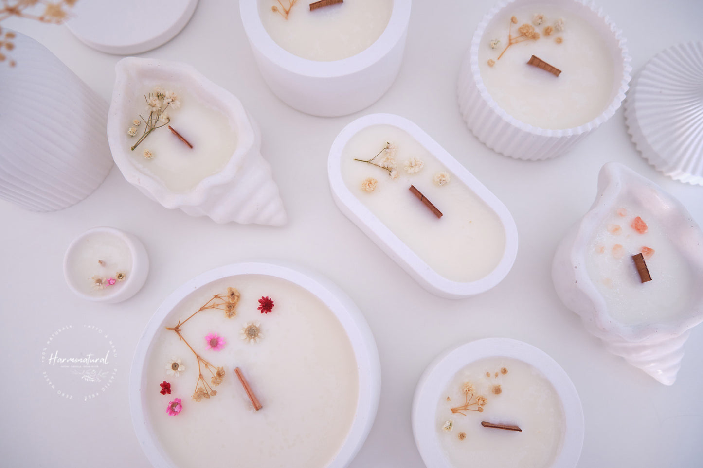 Candela ricaricabile Alba - Decorazione floreale