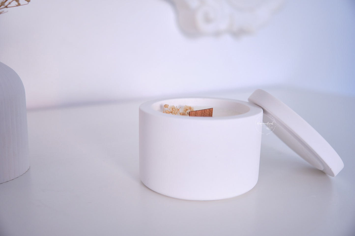 Candela ricaricabile Persefone - Decorazione floreale