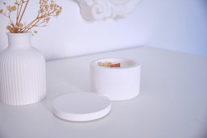 Candela ricaricabile Persefone - Decorazione floreale