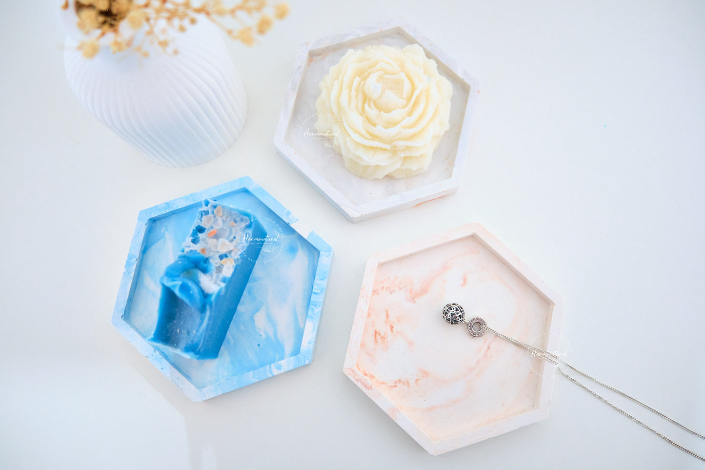 ERIS Rechargeable Candle